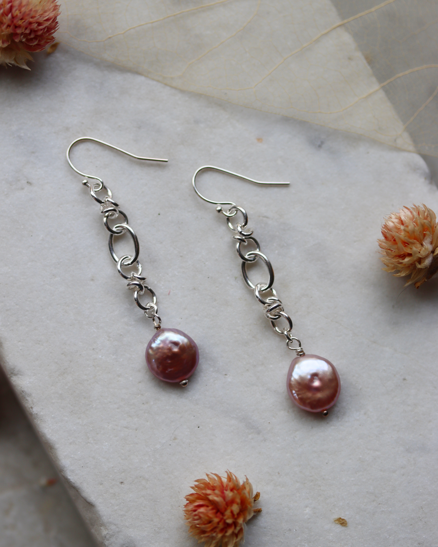 Barbed Wire Pearl Dangle Earrings - Pink