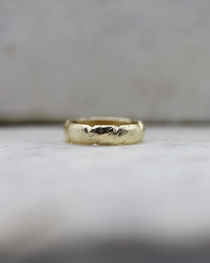 10K Yellow Gold Etched Wedding Band