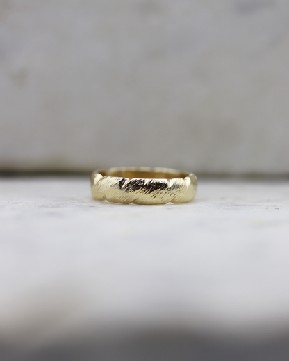 10K Yellow Gold Etched Wedding Band