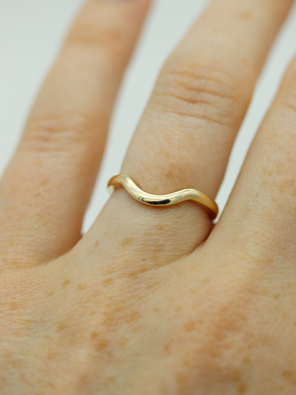 14K Yellow Gold High Polish Contour Band