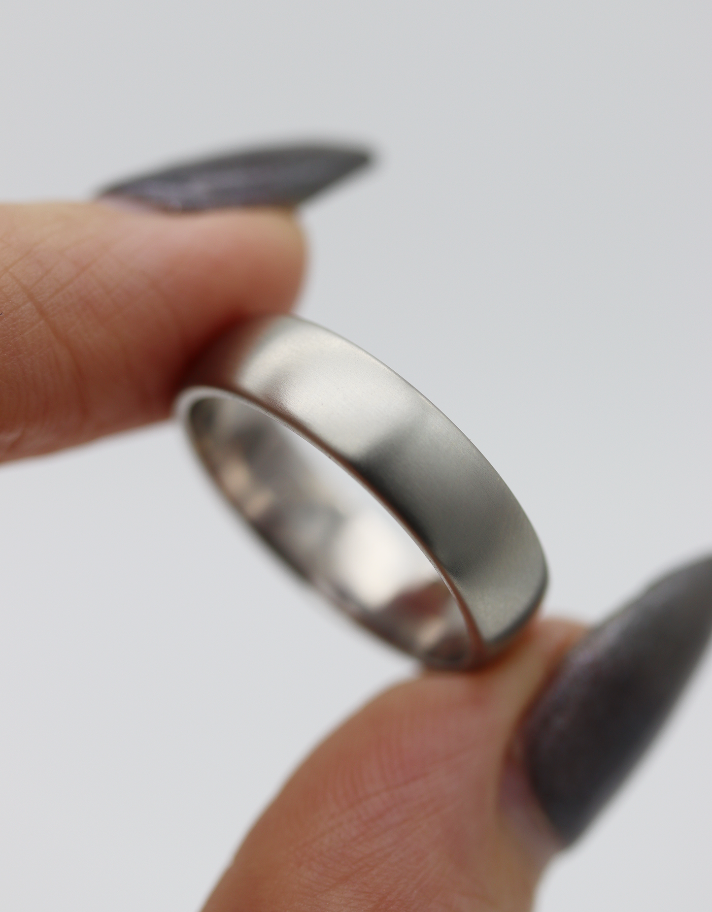 10K White Gold Satin Wedding Band