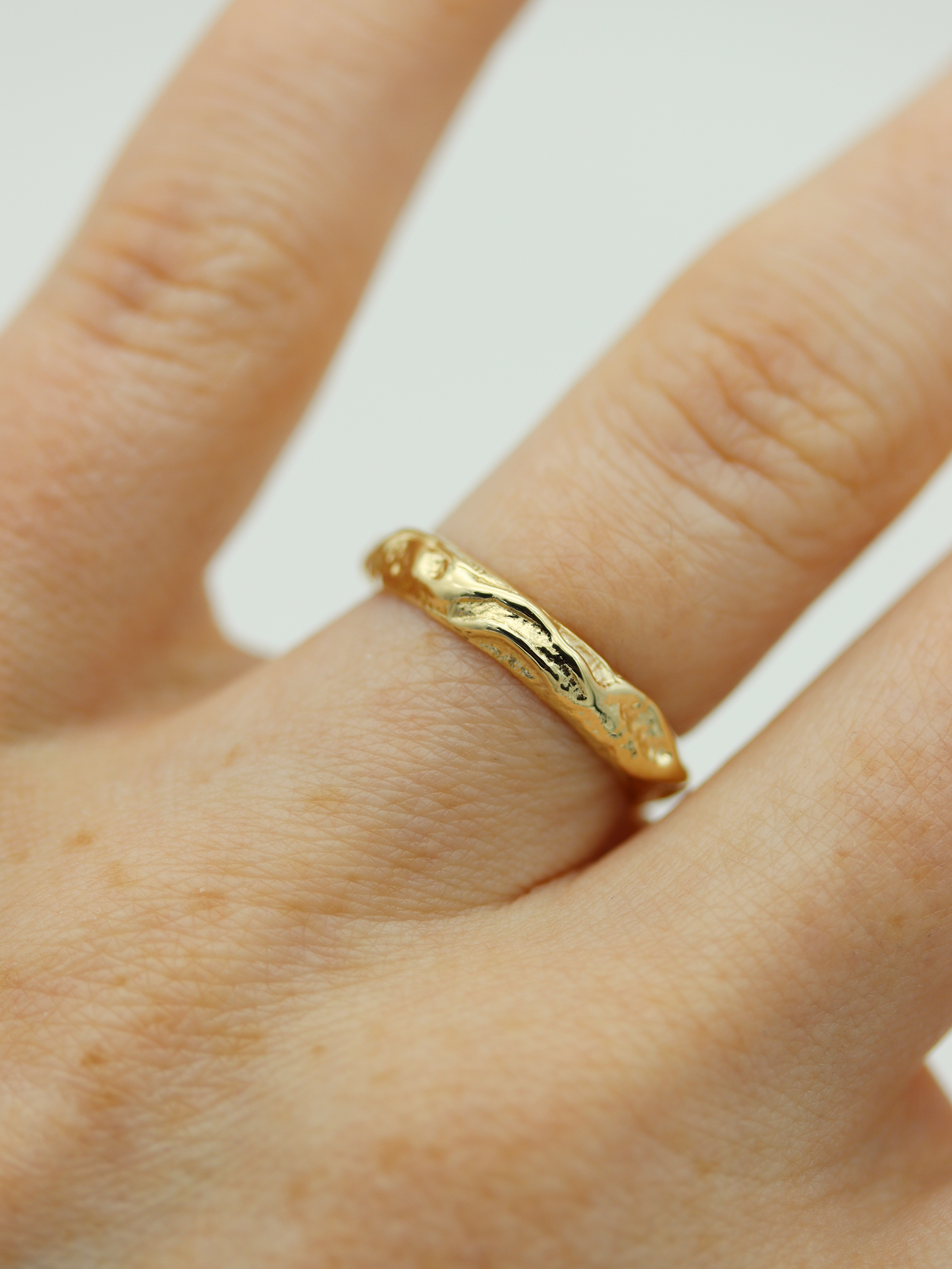 10K Yellow Gold Tangles Wedding Band
