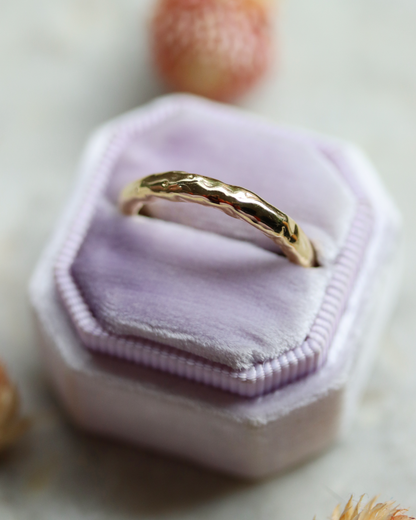 10KY Liquid Gold Wedding Band (3mm)