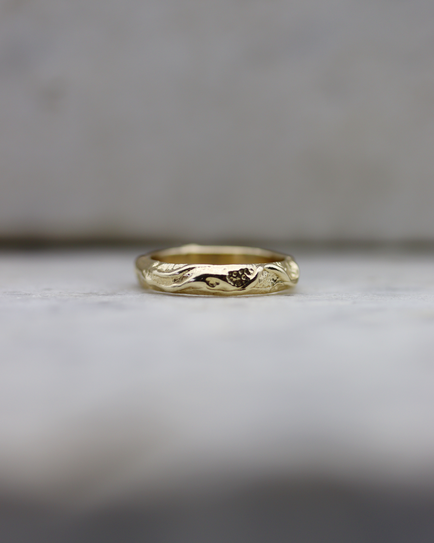 10K Yellow Gold Tangles Wedding Band