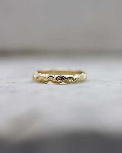 10K Yellow Gold Petite Tangles Wedding Band