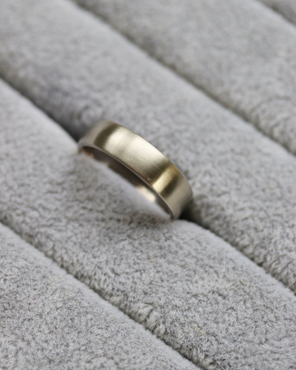 10K White Gold Satin Wedding Band