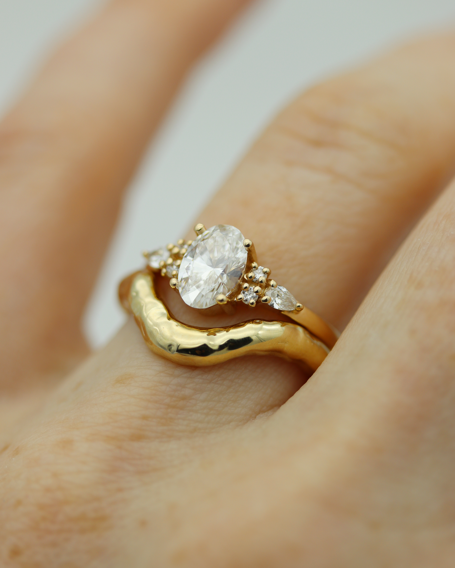 10K Yellow Liquid Gold Contour Band
