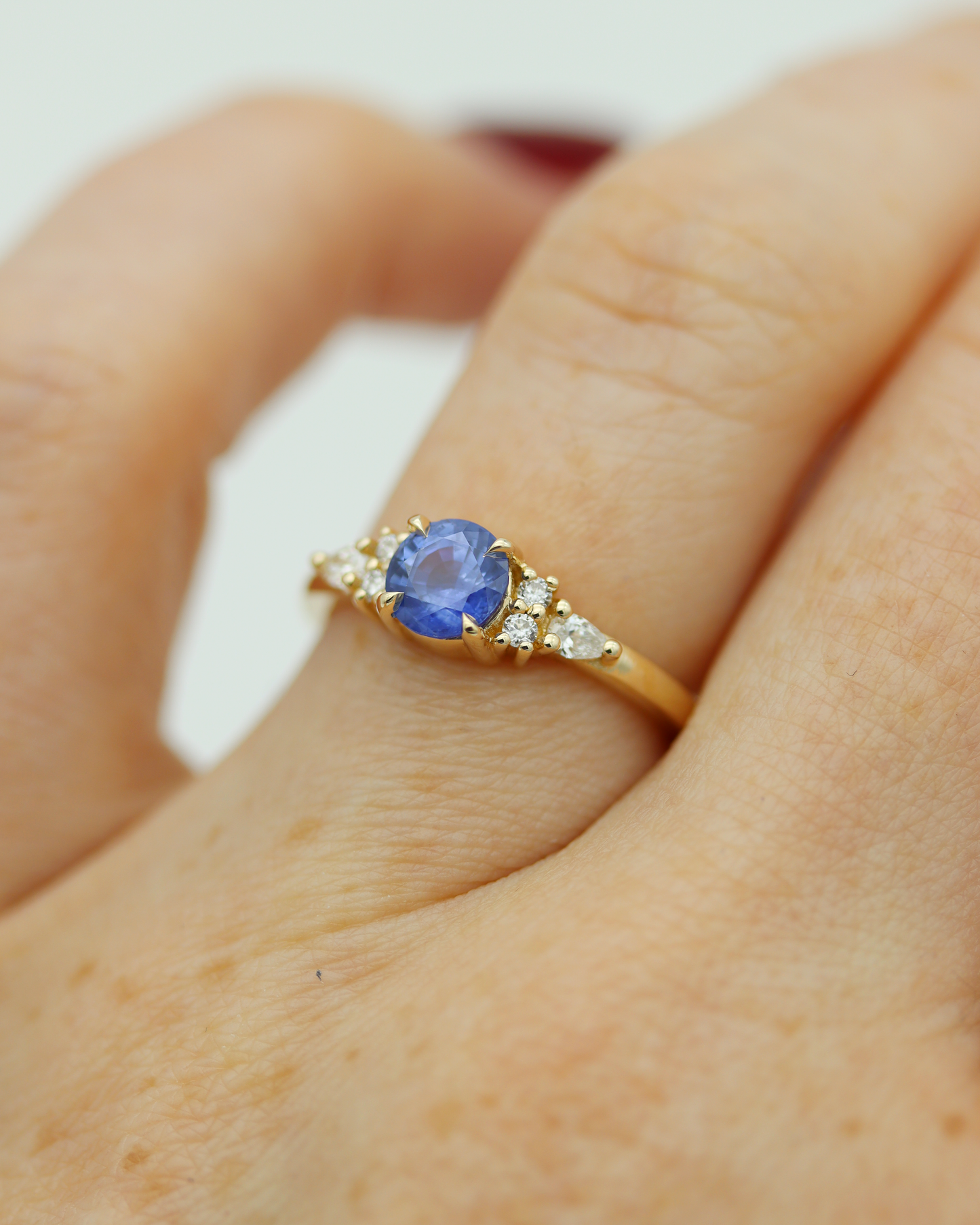 Arabella 0.92ct Round Brilliant Cut Azure Blue Sapphire Engagement Ring with Lab Diamond Accents
