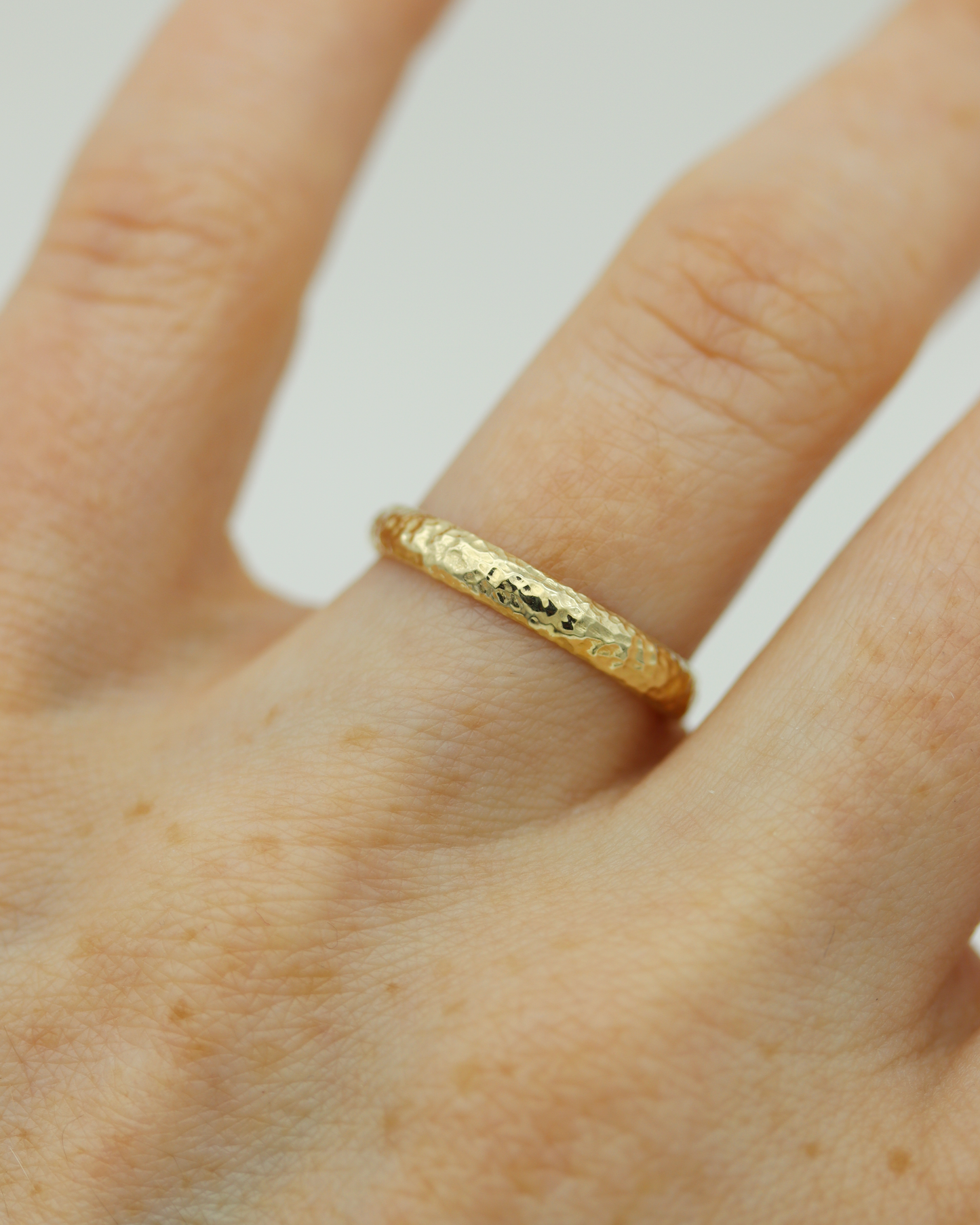 10K Yellow Gold Canyon Band