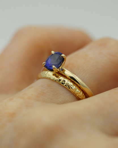 10K Yellow Gold Canyon Band