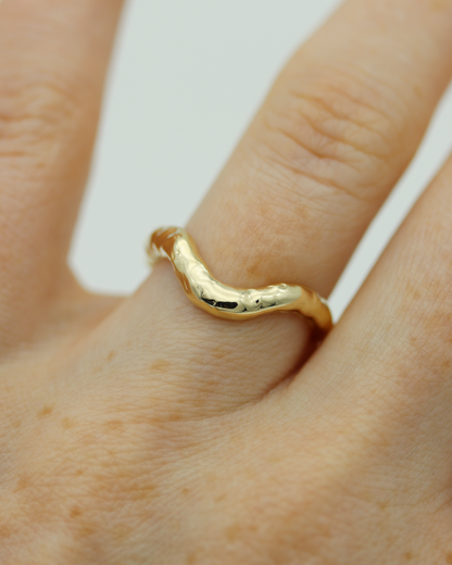 10K Yellow Liquid Gold Contour Band