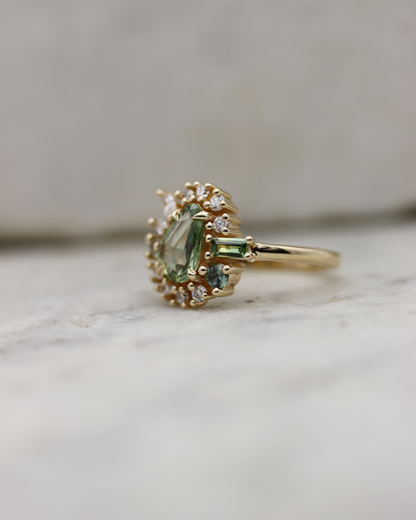 Painter’s Palette 0.90ct Sage Green Rose Cut Sapphire Cluster Ring