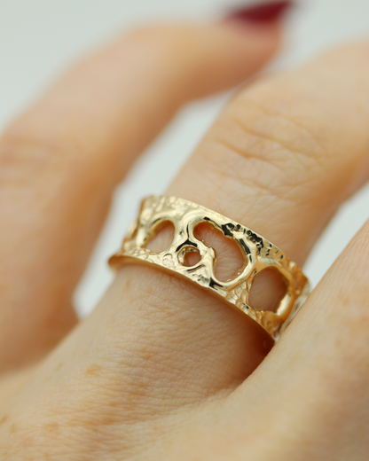 10K Yellow Gold Honeycomb Band