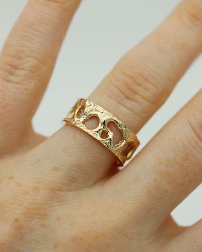 10K Yellow Gold Honeycomb Band