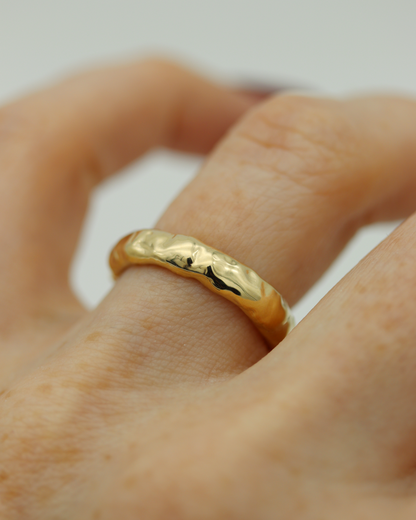 14KY Wide Liquid Gold Band (4mm)