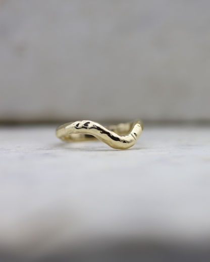10K Yellow Liquid Gold Contour Band