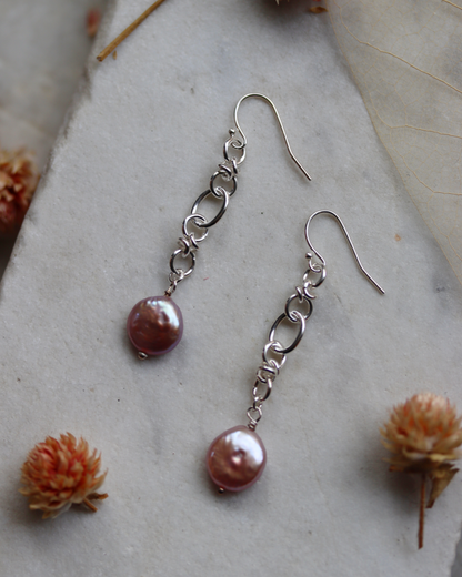 Barbed Wire Pearl Dangle Earrings - Pink