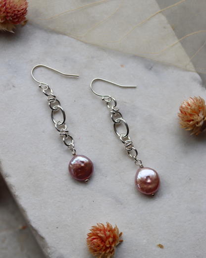 Barbed Wire Pearl Dangle Earrings - Pink