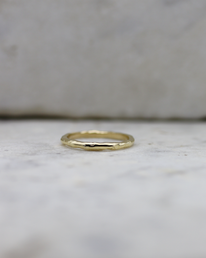 10KY Petite Liquid Gold Band (1.5mm)