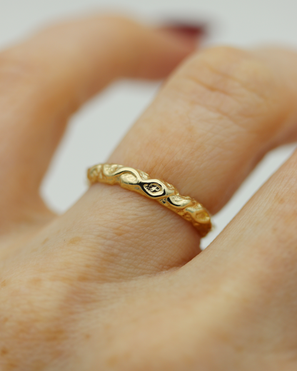 10K Yellow Gold Petite Tangles Wedding Band